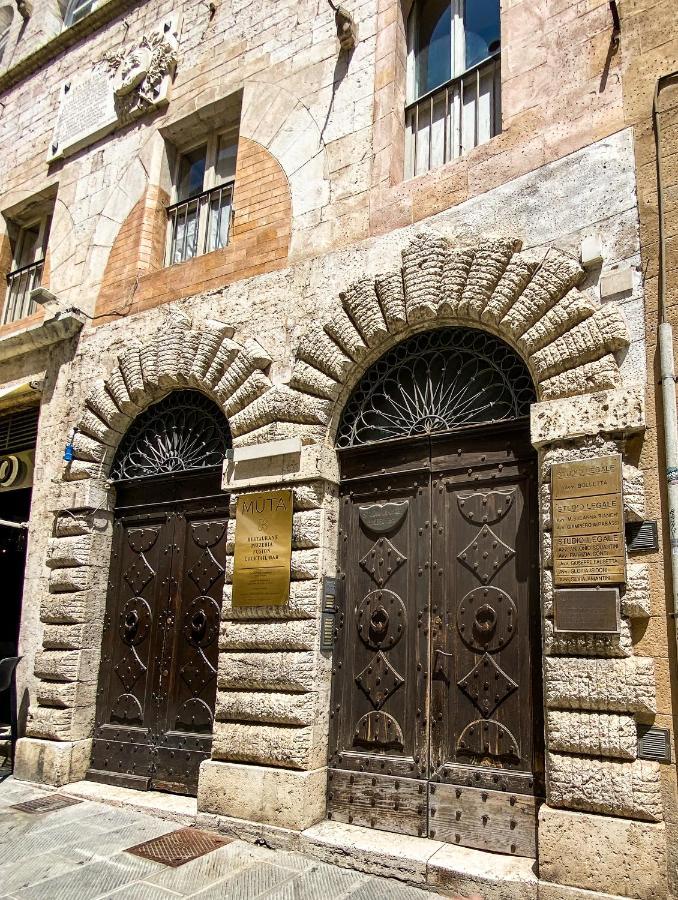 Royal Domus Perugia - Via Mazzini Apartment Ngoại thất bức ảnh
